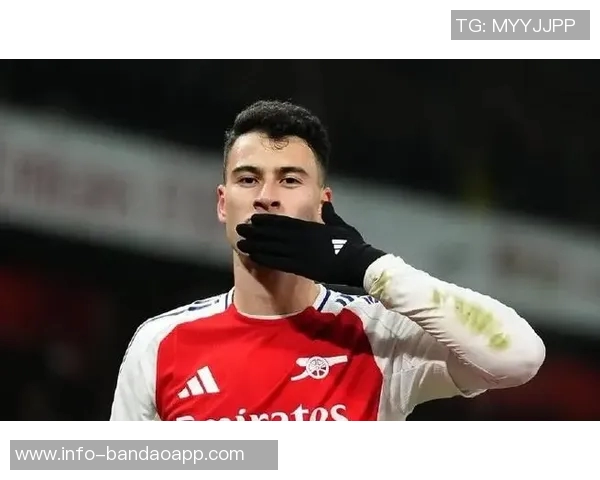 法尔克透露拜仁边锋引援首选19岁马拉并关注奥索里奥 法尔克透露拜仁边锋引援首选19岁马拉并关注奥索里奥