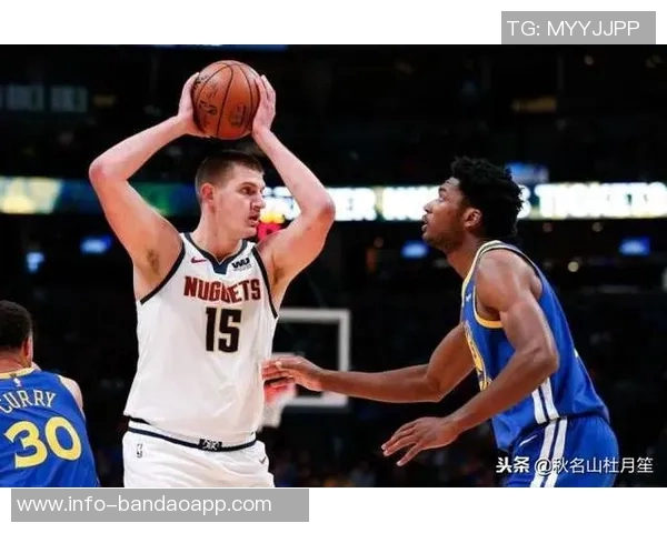 穆雷称赞约基奇中锋助攻王地位展现无私精神超越天勾风范