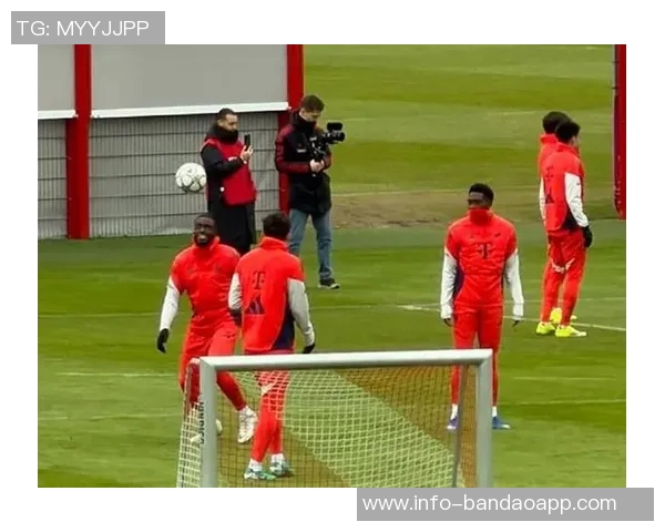 斯坦尼西奇踝关节受伤两周后恢复训练拜仁官方确认消息